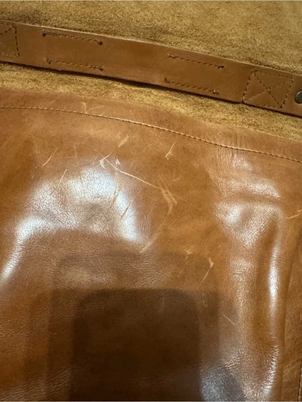 Leather Messenger Bag in Brown
